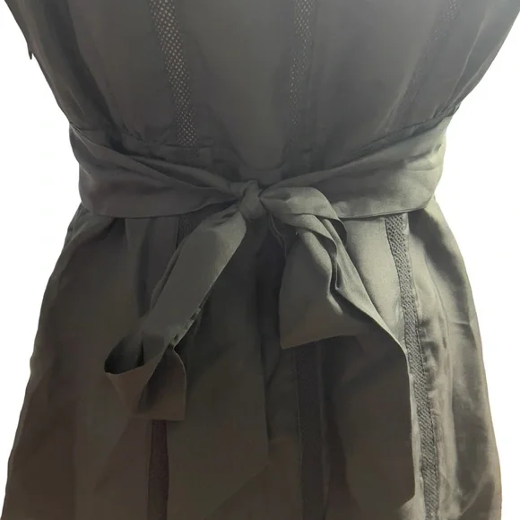 Banana Republic - Womens Embroidered Silk Blouse Sz 2 - Picture 3 of 12